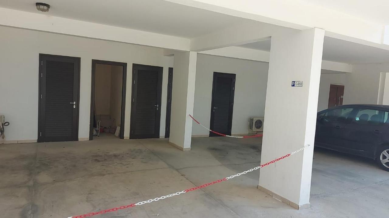 Paramount Gardens Resorts C202 Larnaca Exterior photo