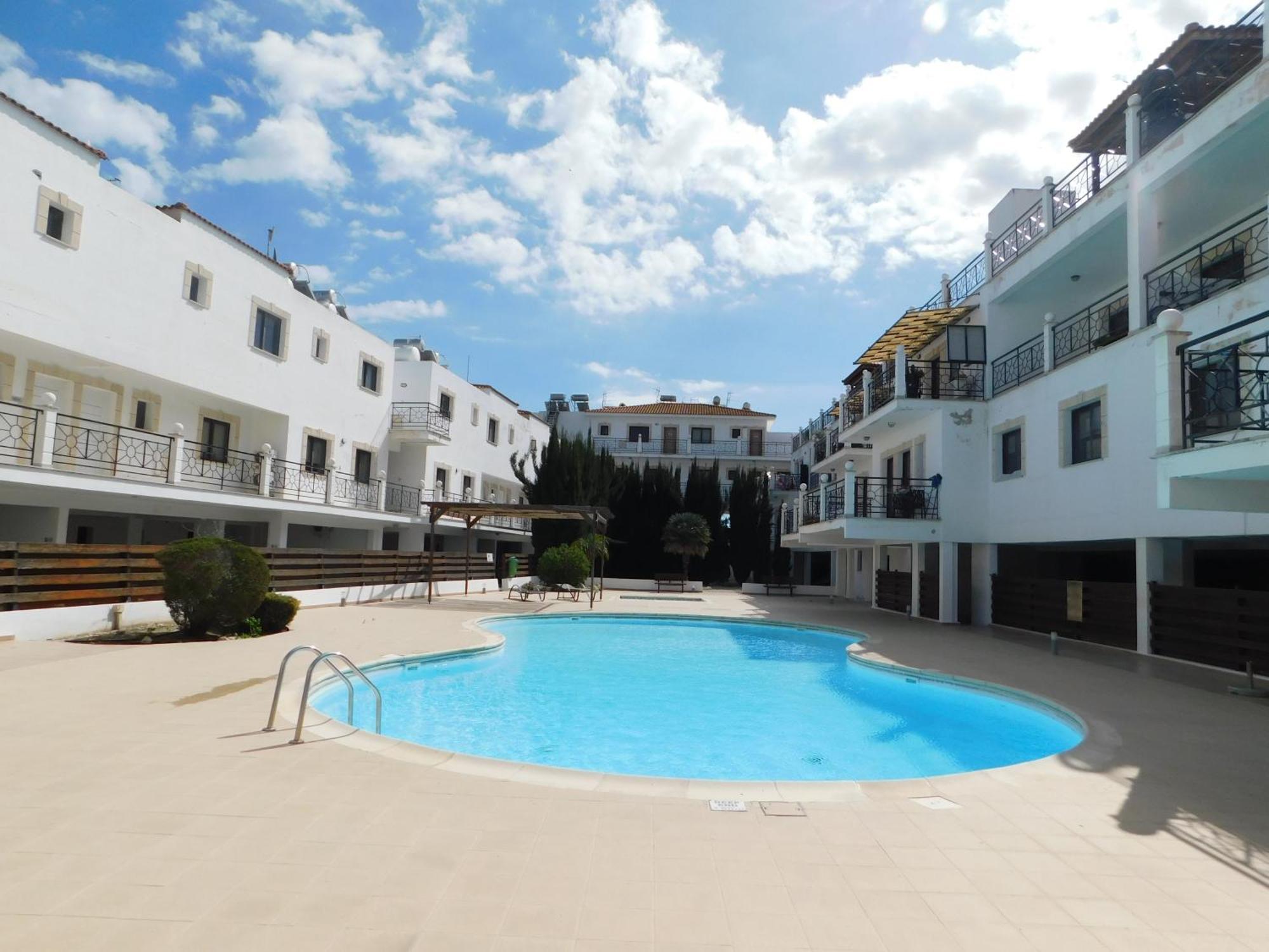 Paramount Gardens Resorts C202 Larnaca Exterior photo